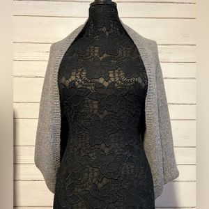Vince size xs wrap with dolman type sleeves